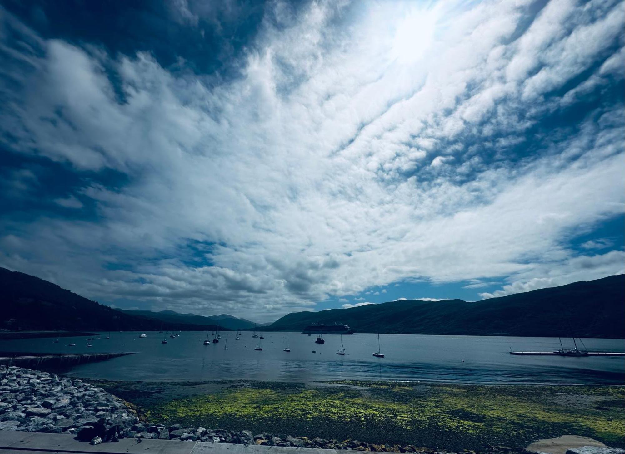 The Ferry Boat Inn Ullapool Exteriér fotografie
