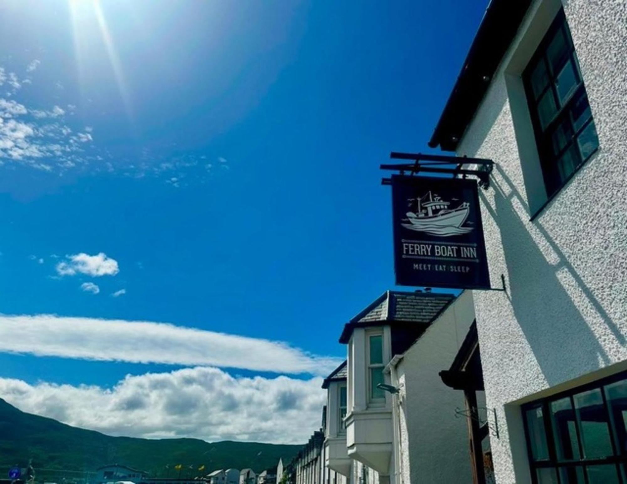 The Ferry Boat Inn Ullapool Exteriér fotografie